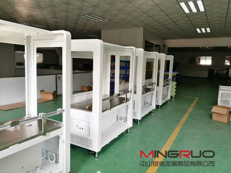 厦门毕博婚礼纪念服务有限公司教您在制作钣金件的时候各种材料的比较