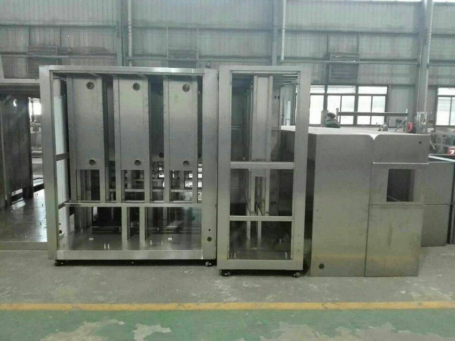 钣金加工设计注意几点-厦门毕博婚礼纪念服务有限公司
