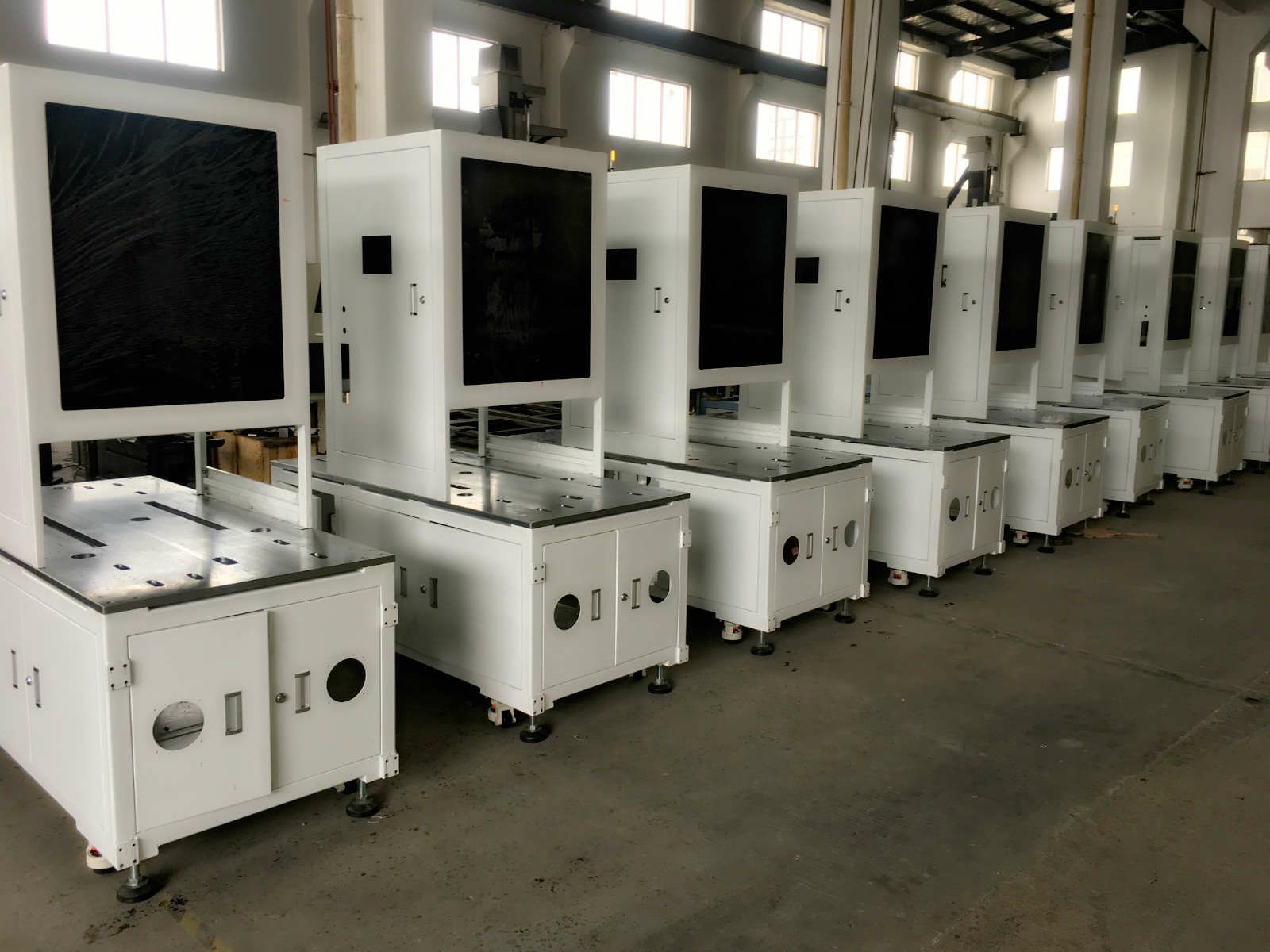 钣金加工成型在工作中应用-厦门毕博婚礼纪念服务有限公司